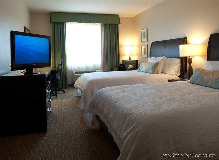 Hilton Garden Inn San Bernardino Phòng bức ảnh
